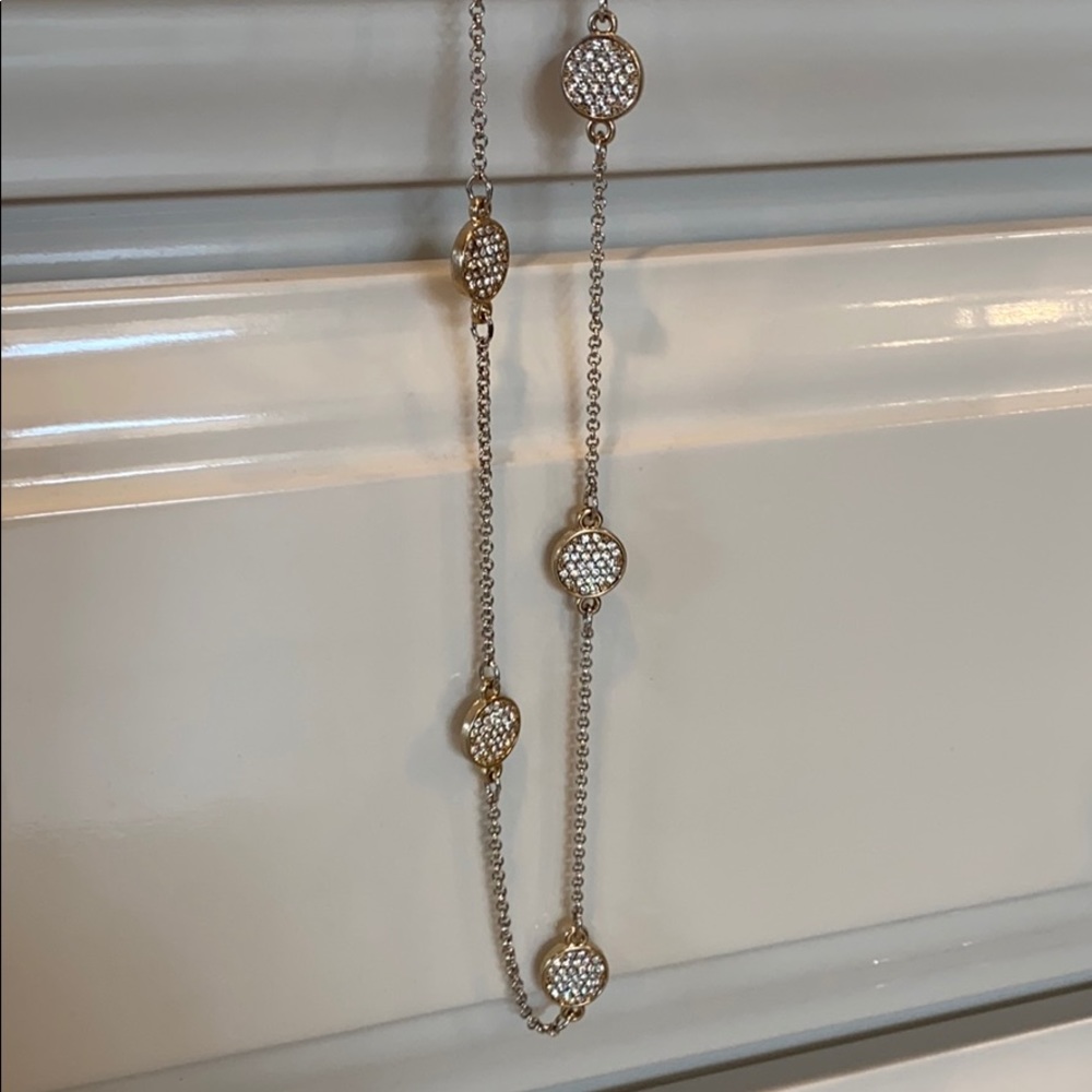 Banana Republic 18" necklace